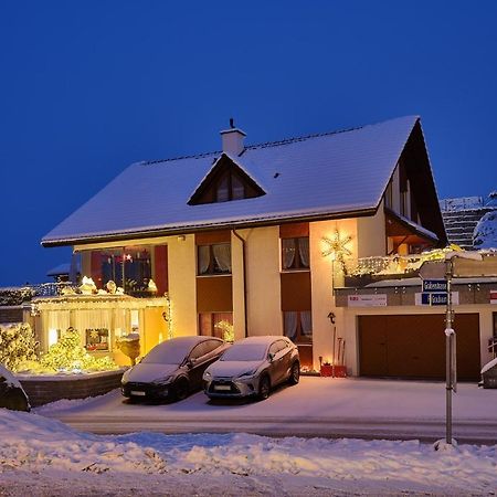 Ruhige Zimmer Im Gruenen Und Studio Im Naherholungsgebiet Sigigen Exterior photo