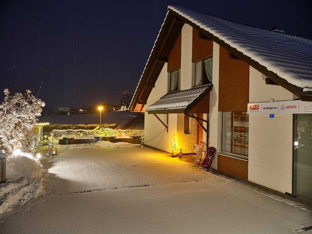 Ruhige Zimmer Im Gruenen Und Studio Im Naherholungsgebiet Sigigen Exterior photo